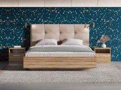Интерьерная кровать с комбинированной мягкой спинкой и деревянной фактурой боковин